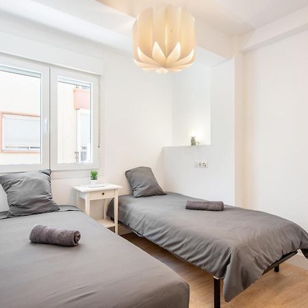 Malaga Hub Apartment Ngoại thất bức ảnh