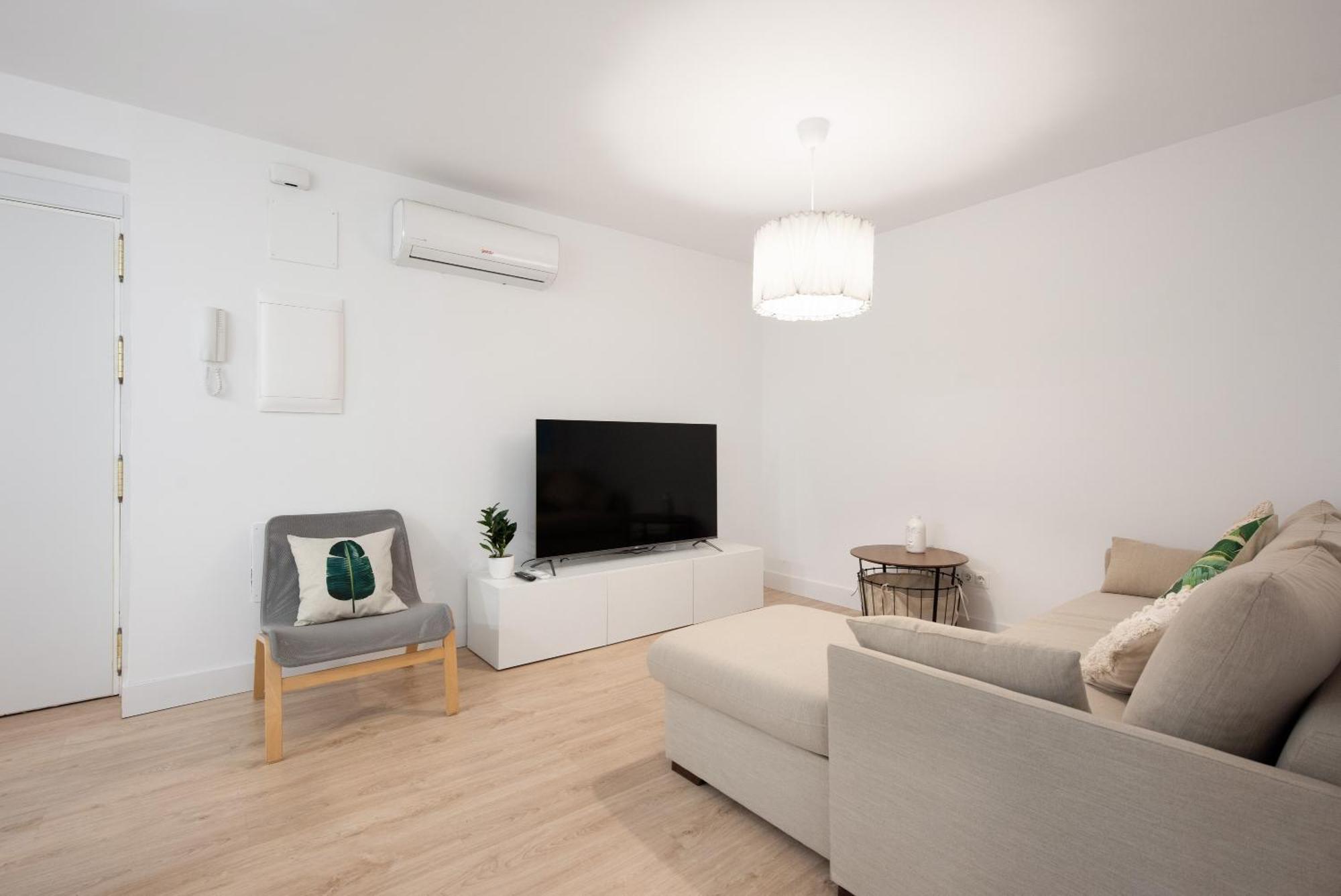 Malaga Hub Apartment Ngoại thất bức ảnh