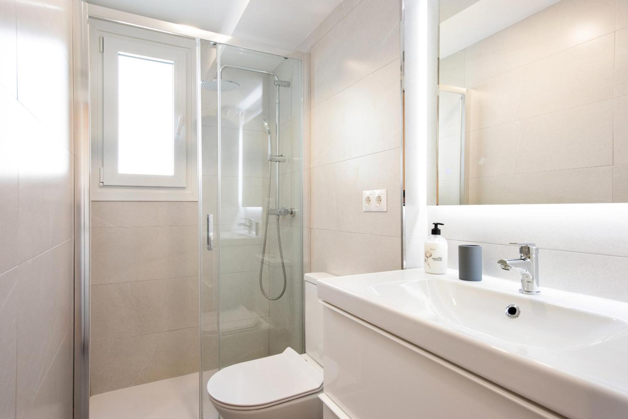 Malaga Hub Apartment Ngoại thất bức ảnh